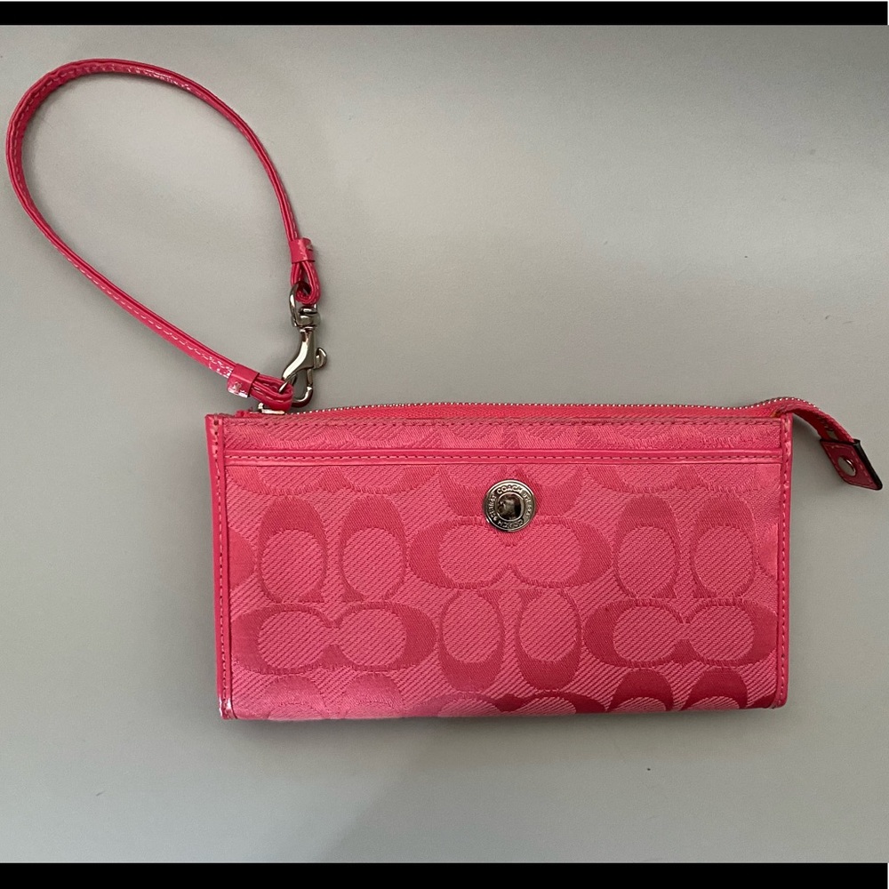 Coach wristlet purse